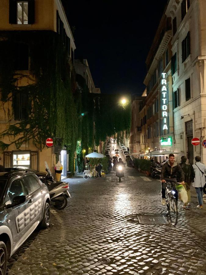 Romantic Wellness Apartment Colosseo Екстер'єр фото