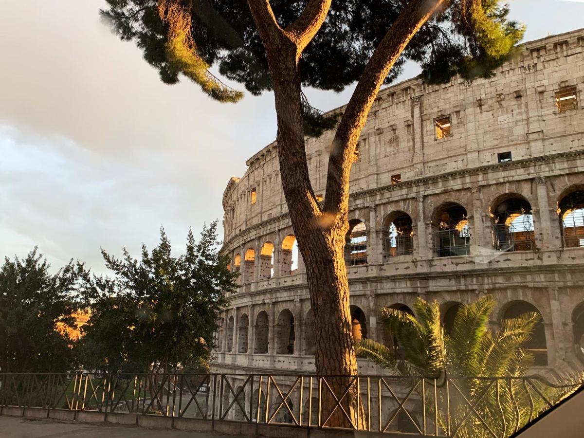 Romantic Wellness Apartment Colosseo Екстер'єр фото