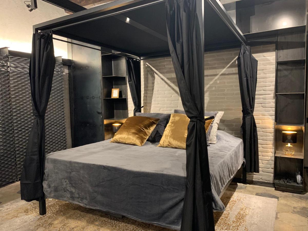 Romantic Wellness Apartment Colosseo Екстер'єр фото