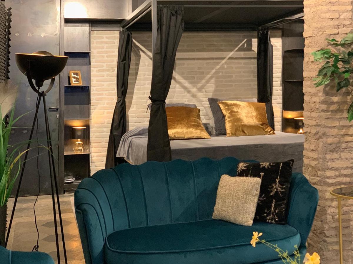 Romantic Wellness Apartment Colosseo Екстер'єр фото