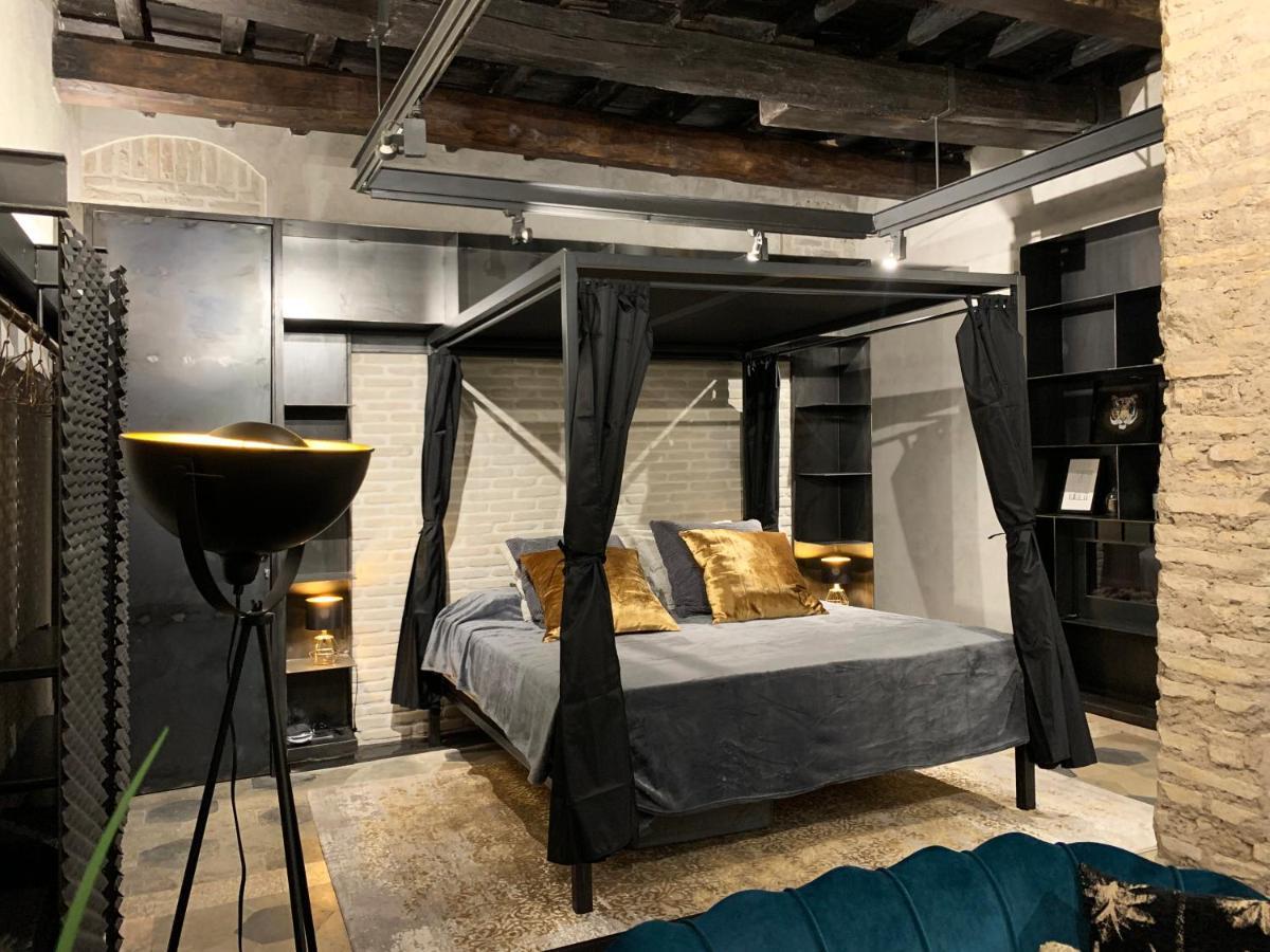 Romantic Wellness Apartment Colosseo Екстер'єр фото