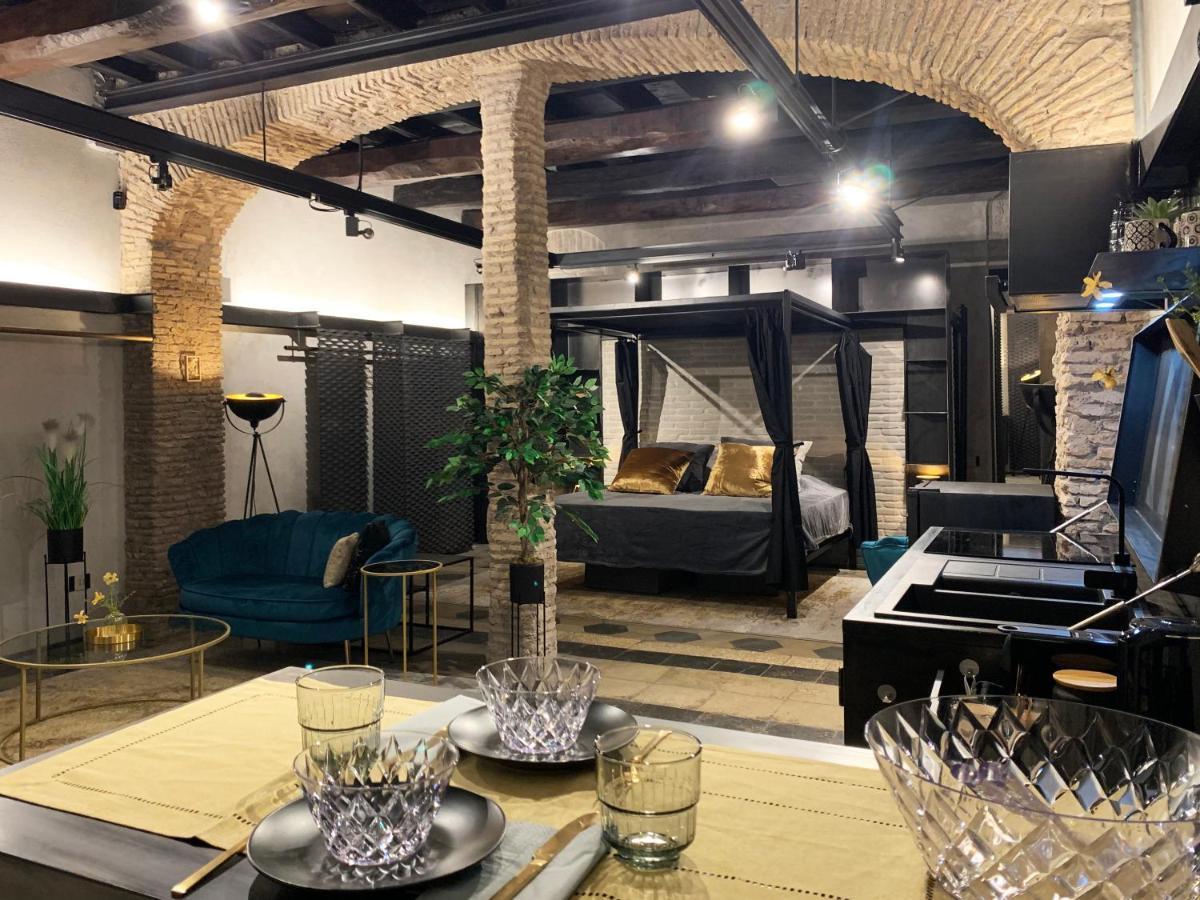 Romantic Wellness Apartment Colosseo Екстер'єр фото
