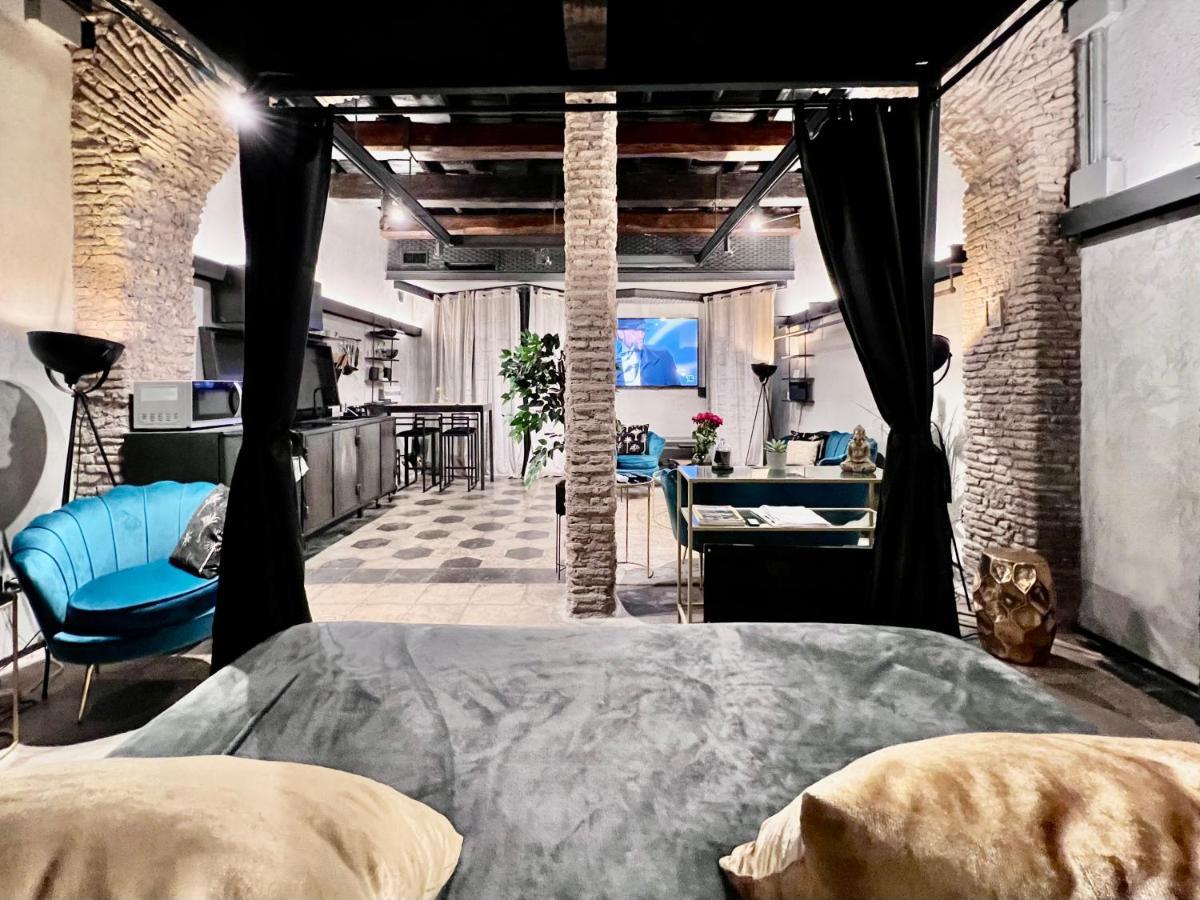 Romantic Wellness Apartment Colosseo Екстер'єр фото